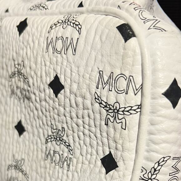 MCM Visetos PUNK RABBIT Stark Backpack EXCELLENT & HTF! 🩷 🐰 - Picture 8 of 9